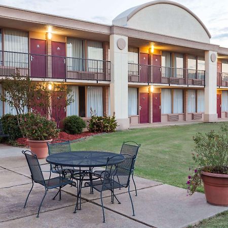 Days Inn By Wyndham Hillsboro Tx Extérieur photo